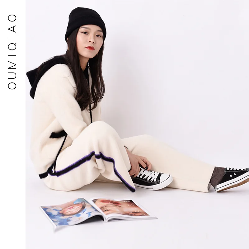 Season Leisure Time Imitate Mink Mao Pinjie Hit Color Even Midnight Twinset Easy Wide Leg Pants Suit
Season Leisure Time Imitate Mink Mao Pinjie Hit Color Even Midnight Twinset Easy Wide Leg Pants Suit