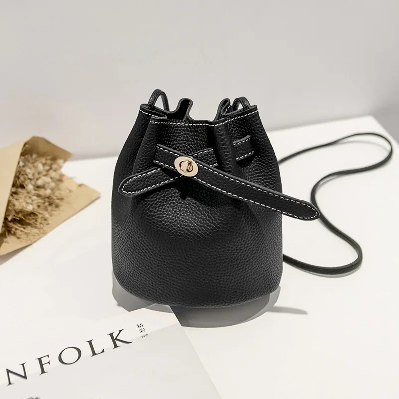 WOMEN'S Bag Embossed Leather Bucket Type Pull-belt Lock Cylinder Shoulder Bag 2019 Summer And Autumn Korean-style New Style Shou
WOMEN'S Bag Embossed Leather Bucket Type Pull-belt Lock Cylinder Shoulder Bag 2019 Summer And Autumn Korean-style New Style Shou