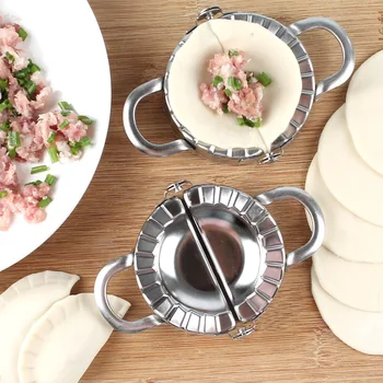 1Pcs Round Shaped Dough Cutting Tool Kitchen Accessories Cooking Pastry Tool Dumplings Cutter Portable Dumplings Wrappers Molds
1Pcs Round Shaped Dough Cutting Tool Kitchen Accessories Cooking Pastry Tool Dumplings Cutter Portable Dumplings Wrappers Molds