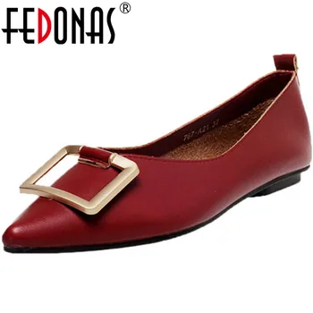 FEDONAS Matel Decorstion Pointed Toe Ladies Shoes Genuine Leather Low Heels Pumps 2020 Spring Summer Elegant Party Shoes Woman
FEDONAS Matel Decorstion Pointed Toe Ladies Shoes Genuine Leather Low Heels Pumps 2020 Spring Summer Elegant Party Shoes Woman