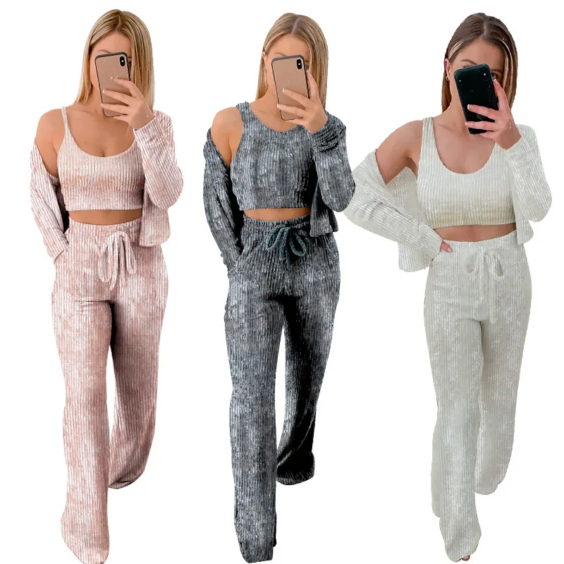 New Style Set Solid Color Wool Vest Wrap-around Laced Pants Coat Three-Piece Set European and American Women's Clothing
New Style Set Solid Color Wool Vest Wrap-around Laced Pants Coat Three-Piece Set European and American Women's Clothing