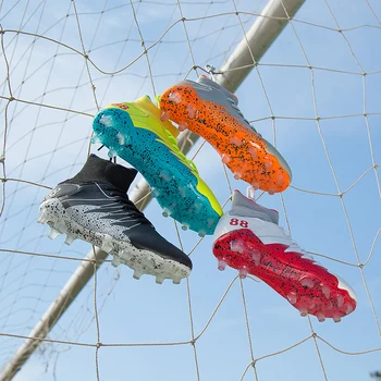 High Top Football Boots Men Professional Athletic Outdoor Men Boys Soccer Shoes High Ankle Kids Cleats Training Sport Sneakers 
High Top Football Boots Men Professional Athletic Outdoor Men Boys Soccer Shoes High Ankle Kids Cleats Training Sport Sneakers