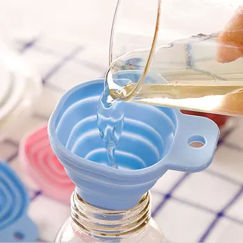1pcs Mini Foldable Funnel Silicone Collapsible Funnel Folding Portable Funnels Be Hung Household Liquid Dispensing Kitchen Tools
1pcs Mini Foldable Funnel Silicone Collapsible Funnel Folding Portable Funnels Be Hung Household Liquid Dispensing Kitchen Tools
