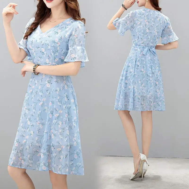 Hot Selling 2019 Summer New Style Mid-length Floral Dress WOMEN'S Dress Korean-style Slim Fit V-neck Short Sleeve A- line Skirt 
Hot Selling 2019 Summer New Style Mid-length Floral Dress WOMEN'S Dress Korean-style Slim Fit V-neck Short Sleeve A- line Skirt
