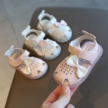 2020 New Toddler Shoes Sandals Girls 0-1-2 years old Soft Bottom Summer Shoes Bow Sandals 
2020 New Toddler Shoes Sandals Girls 0-1-2 years old Soft Bottom Summer Shoes Bow Sandals