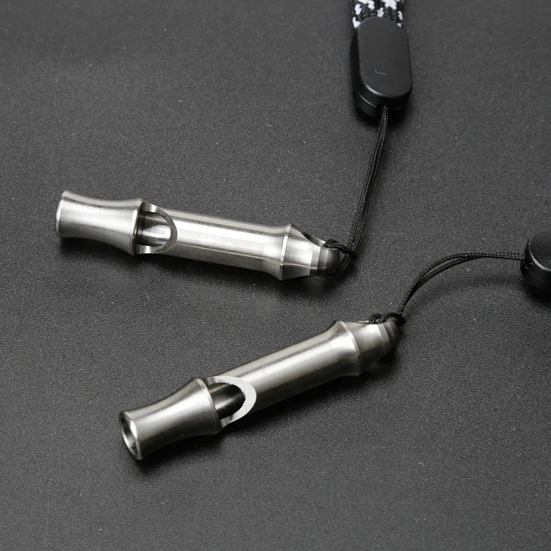 Titanium Alloy Whistle Outdoor Emergency Survival Safety Tool Sport Camping Hunting Cheerleading Whistle EDC Tool
Titanium Alloy Whistle Outdoor Emergency Survival Safety Tool Sport Camping Hunting Cheerleading Whistle EDC Tool