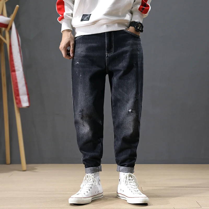 Big Size 28-42 Fashion Men Jeans Loose Fit Retro Black Ripped Harem Jeans Pants Japanese Small Leg Streetwear Hip Hop Jeans Men
Big Size 28-42 Fashion Men Jeans Loose Fit Retro Black Ripped Harem Jeans Pants Japanese Small Leg Streetwear Hip Hop Jeans Men