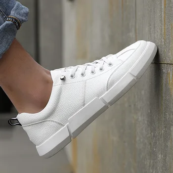 Summer White Men Casual Shoes New High Quality Leather Lace Up Leisure Zapatos Comfortable Non-slip Brand Masculino Sapatos 
Summer White Men Casual Shoes New High Quality Leather Lace Up Leisure Zapatos Comfortable Non-slip Brand Masculino Sapatos