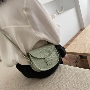 Luxury Crocodile Pattern Crossbody Bags for Women Messenger Bag Retro PU Leather Handbags Women bags Shoulder Bag sac main femme
Luxury Crocodile Pattern Crossbody Bags for Women Messenger Bag Retro PU Leather Handbags Women bags Shoulder Bag sac main femme