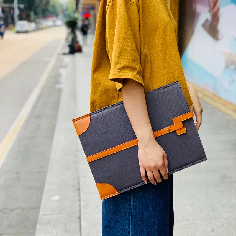 Hot Sales Hot Selling Japanese Style Simple Computer Bag Women's White Collar Commuting Contrast Color Skeleton-skin Clutch Bag
Hot Sales Hot Selling Japanese Style Simple Computer Bag Women's White Collar Commuting Contrast Color Skeleton-skin Clutch Bag
