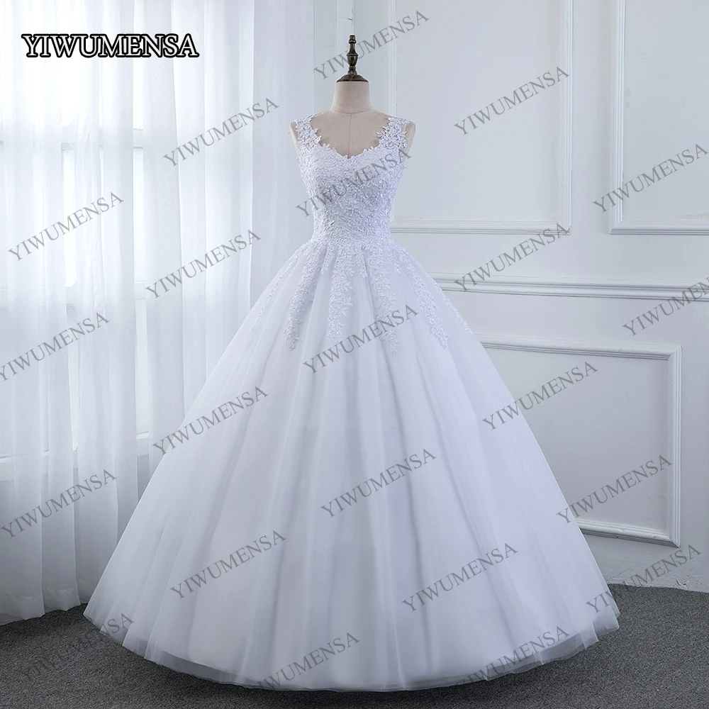 Винтажное белое свадебное платье А-силуэта на тонких бретельках с жемчугом и V-образным вырезом Свадебные платья на шнуровке платье до пола Свадебные платья для невесты
Винтажное белое свадебное платье А-силуэта на тонких бретельках с жемчугом и V-образным вырезом Свадебные платья на шнуровке платье до пола Свадебные платья для невесты