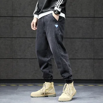 Fashion Streetwear Men Jeans Loose Fit Black Color Harem Pants Slack Bottom Big Size 28-42 Hip Hop Jeans Men Denim Cargo Pants
Fashion Streetwear Men Jeans Loose Fit Black Color Harem Pants Slack Bottom Big Size 28-42 Hip Hop Jeans Men Denim Cargo Pants