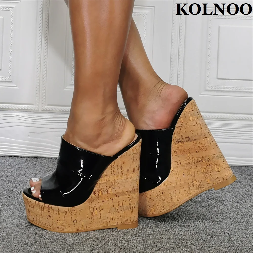 

Kolnoo New 2022 Handmade Women Wedges Heel Slippers Peep-toe Black Patent Leather Summer Sandals Evening Club Fashion Prom Shoes