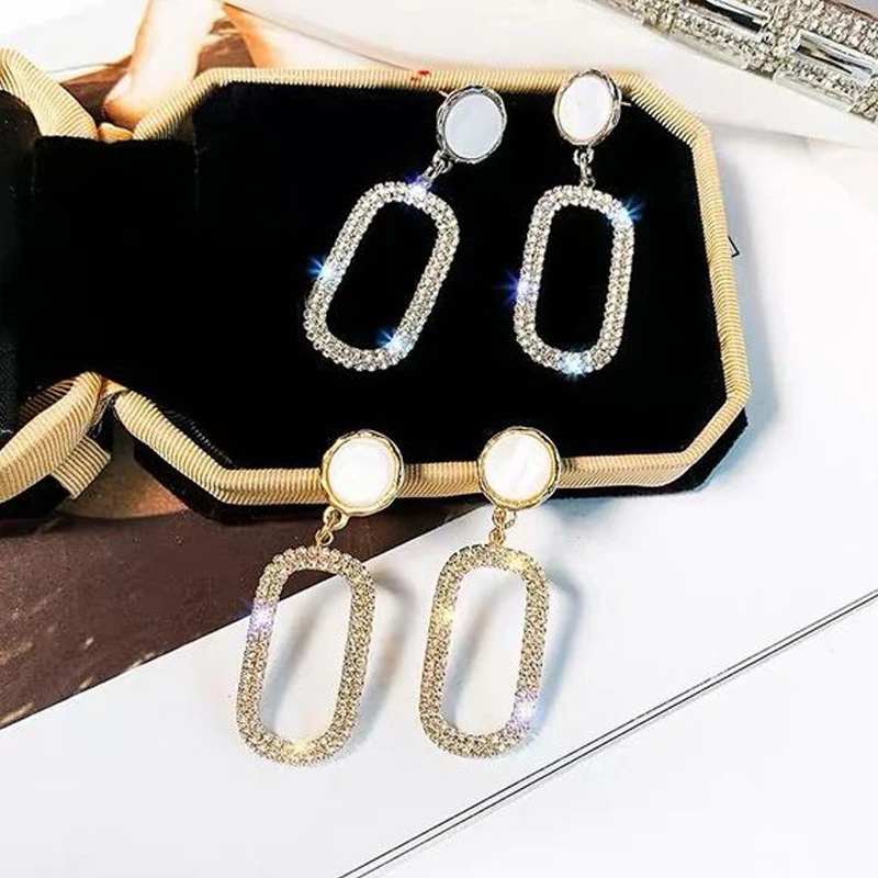 Lagemisay Light luxury Shell Full Rhinestone Oval Drop Earrings For Women Gold Silver Temperament Geometric Earrings New Jewelry
Lagemisay Light luxury Shell Full Rhinestone Oval Drop Earrings For Women Gold Silver Temperament Geometric Earrings New Jewelry
