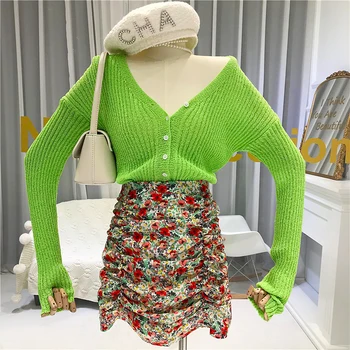 V-Neck Ladies fashion womens sweater dress ladies spring summer knitted thin Single Breasted Solid Casual cardigan green yellow
V-Neck Ladies fashion womens sweater dress ladies spring summer knitted thin Single Breasted Solid Casual cardigan green yellow