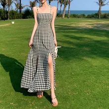 2021Elegant Vintage Strap Plaid Dress Women Summer Designer Sexy Party Split Dresses French Retro Outdoor Spaghetti Long Dres
2021Elegant Vintage Strap Plaid Dress Women Summer Designer Sexy Party Split Dresses French Retro Outdoor Spaghetti Long Dres