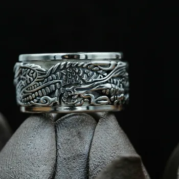 S925 Vintage Buddhist Jewelry Thai Silver Men's Ring Wide Noodle Comes to Rotate Dragon Turn Transport Rotate Index Finger
S925 Vintage Buddhist Jewelry Thai Silver Men's Ring Wide Noodle Comes to Rotate Dragon Turn Transport Rotate Index Finger