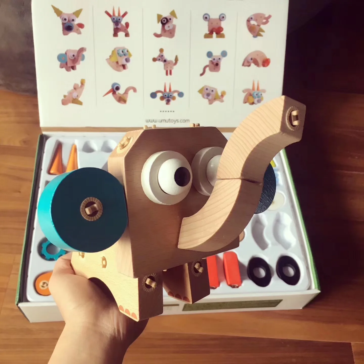 Excellent Wood Buttoned Flexible Cute Pet Series Educational Children DIY Fight Inserted Construction Building Blocks Animal Mod
Excellent Wood Buttoned Flexible Cute Pet Series Educational Children DIY Fight Inserted Construction Building Blocks Animal Mod