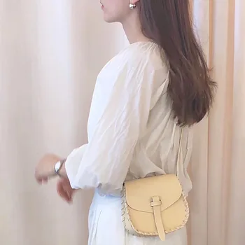 Women's bag 2020 Korean retro net red small square bag mini ins super fire wild Korean single shoulder small square bag
Women's bag 2020 Korean retro net red small square bag mini ins super fire wild Korean single shoulder small square bag