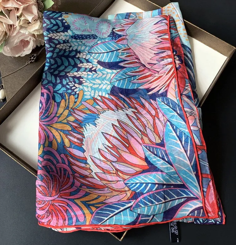 Jungle Zebra Printing Scarf Pure Silk Chiffon Blended Scarf Summer Soft Shawls Wraps Handmade Hemming 140*140cm
Jungle Zebra Printing Scarf Pure Silk Chiffon Blended Scarf Summer Soft Shawls Wraps Handmade Hemming 140*140cm