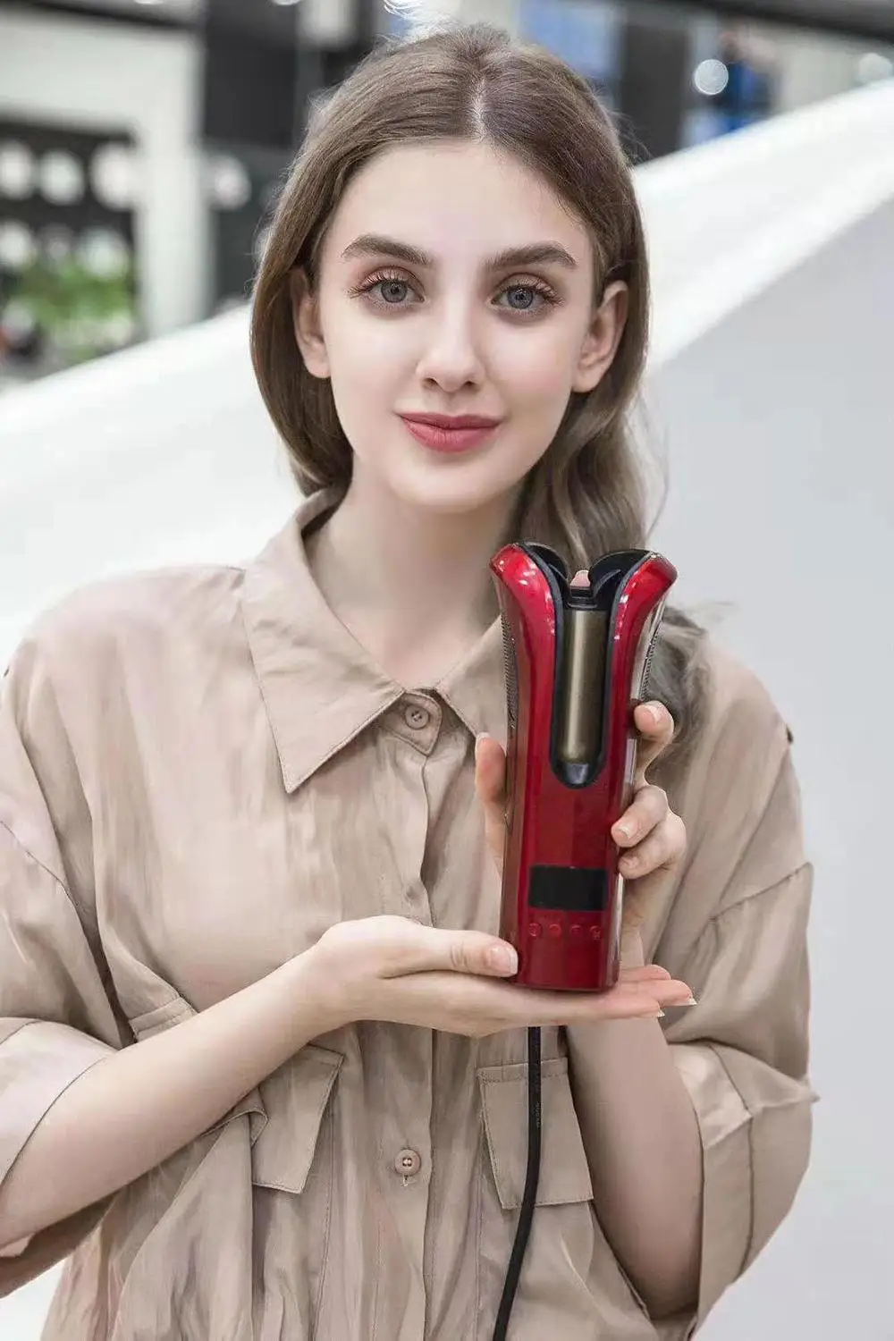 Curling Iron Automatic Hair curler with Tourmaline Ceramic Heater and LED Digital Mini Portable Curler Air Curling Wand 1132
Curling Iron Automatic Hair curler with Tourmaline Ceramic Heater and LED Digital Mini Portable Curler Air Curling Wand 1132