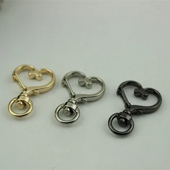 20 pcs/lot High - grade luggage hardware accessories New Heart Shape Chain Link Hook Clasp Key Chain
20 pcs/lot High - grade luggage hardware accessories New Heart Shape Chain Link Hook Clasp Key Chain