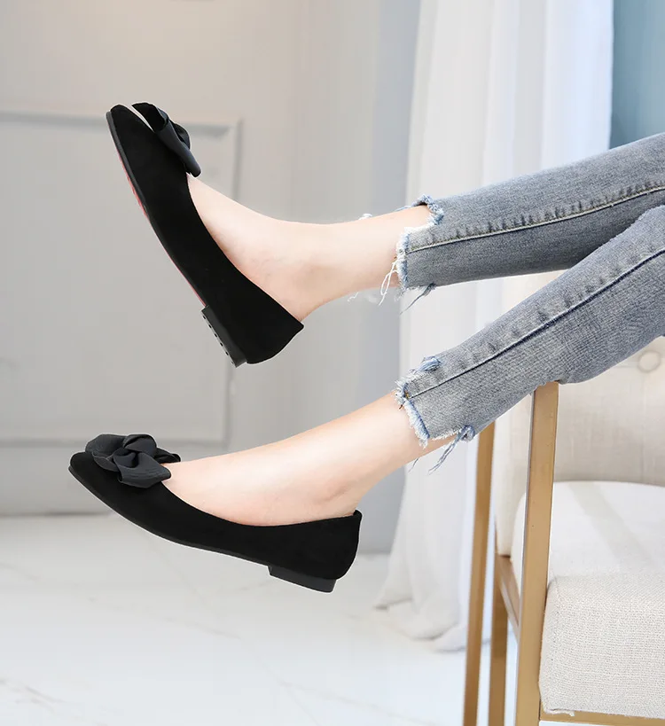 With Solid Casual Basic Slip-On Pumps for Women Butterfly-knot Pointed Toe Low Heel Ladies Pumps Shallow Single Shoes
With Solid Casual Basic Slip-On Pumps for Women Butterfly-knot Pointed Toe Low Heel Ladies Pumps Shallow Single Shoes