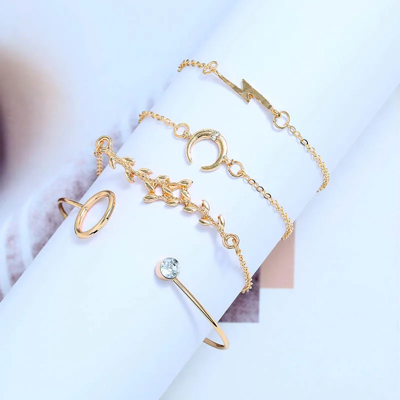 4 Pcs/Set Fashion Lightning Circle Moon Leaf Open Gold Color Bracelets Set Women Beach Jewelry Girl Hand Chain Hand Accessories
4 Pcs/Set Fashion Lightning Circle Moon Leaf Open Gold Color Bracelets Set Women Beach Jewelry Girl Hand Chain Hand Accessories
