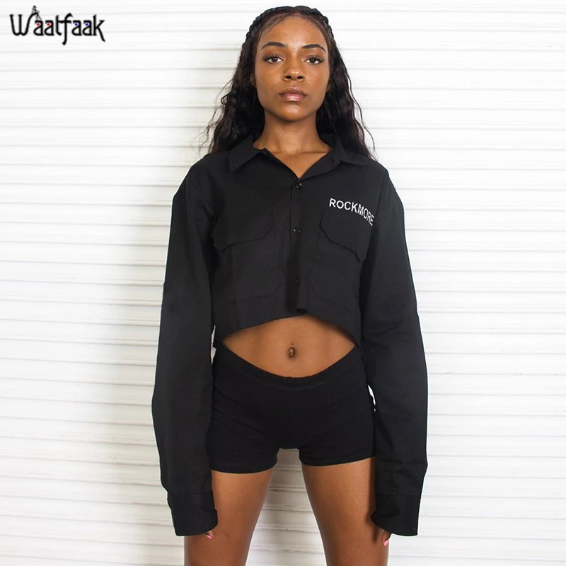 Waatfaak Autumn Black Cropped T Shirt Women Letter Print Pockets Elegant T-shirt Button Turn-down Collar Button Tee Shirt 2019
Waatfaak Autumn Black Cropped T Shirt Women Letter Print Pockets Elegant T-shirt Button Turn-down Collar Button Tee Shirt 2019
