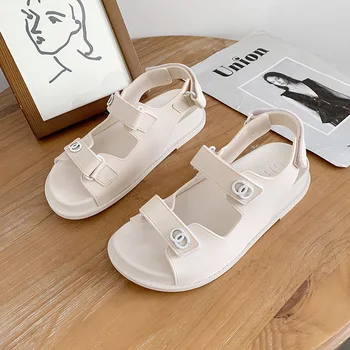 2020 New Women's Sandals Slipper Candy-Colored Flat Breathable Confortable bottom Outdoor Shoes Non-slip Platform Women shoes 
2020 New Women's Sandals Slipper Candy-Colored Flat Breathable Confortable bottom Outdoor Shoes Non-slip Platform Women shoes