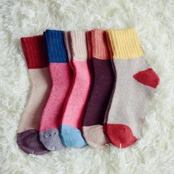 Soft Breathable Socks Winter Female Fashion Women Casual Autumn Winter Warm Thick Woollen Warm Lovely korea calcentines mujer
Soft Breathable Socks Winter Female Fashion Women Casual Autumn Winter Warm Thick Woollen Warm Lovely korea calcentines mujer