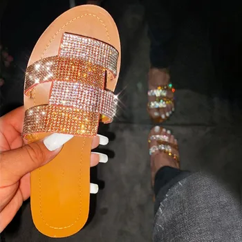 2020 INS Women's Flat Slippers Rhinestones Ladies Slides Open Toe Sandals Women Fashion Beach Shoes Plus Size Hot Summer New 
2020 INS Women's Flat Slippers Rhinestones Ladies Slides Open Toe Sandals Women Fashion Beach Shoes Plus Size Hot Summer New