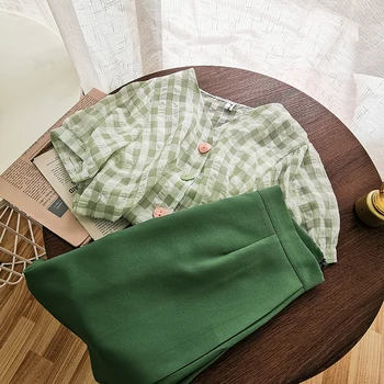2020 Summer Vintage 3 Piece Set Women Short Sleeve Colorful Button Blouse+white Tube Top+mini Skirts Female Sets Green Pink
2020 Summer Vintage 3 Piece Set Women Short Sleeve Colorful Button Blouse+white Tube Top+mini Skirts Female Sets Green Pink
