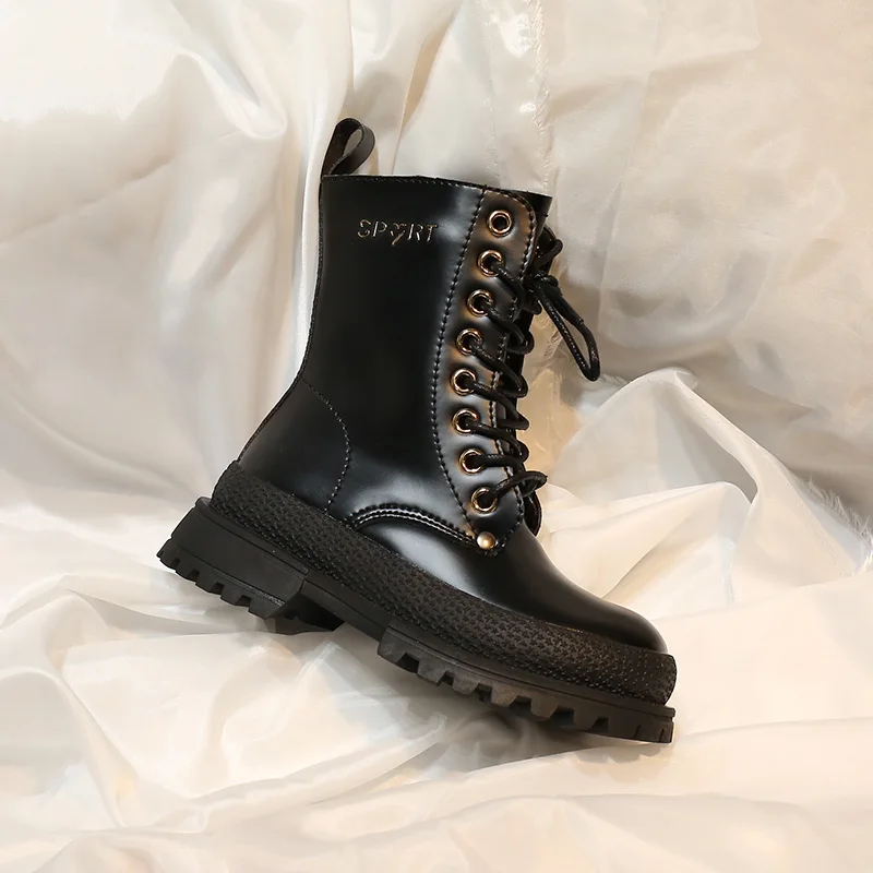 Girls' Martin boots autumn 2020 single boots British style spring autumn children's leather short boots
Girls' Martin boots autumn 2020 single boots British style spring autumn children's leather short boots