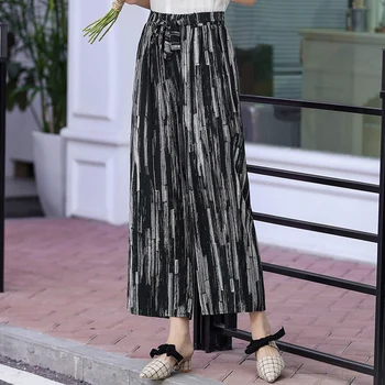 2020 Women Casual Loose Wide Leg Pant Mom Elegant Vintage Print Trousers Female Summer Thin Pants
2020 Women Casual Loose Wide Leg Pant Mom Elegant Vintage Print Trousers Female Summer Thin Pants