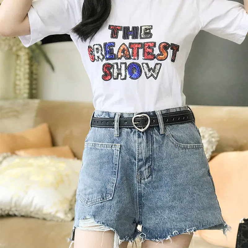 Korean version Fashion Simple Wild Belt Heart-shaped hole Pin buckle Waist Strap Skirt Trousers Student Pants ins Wind Waistband
Korean version Fashion Simple Wild Belt Heart-shaped hole Pin buckle Waist Strap Skirt Trousers Student Pants ins Wind Waistband
