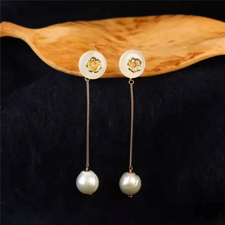 Town Shop Hot Selling Natural Hetian White Jade Carving Inlaid 925 Silver Baroque Pearl 14k Gold Earrings