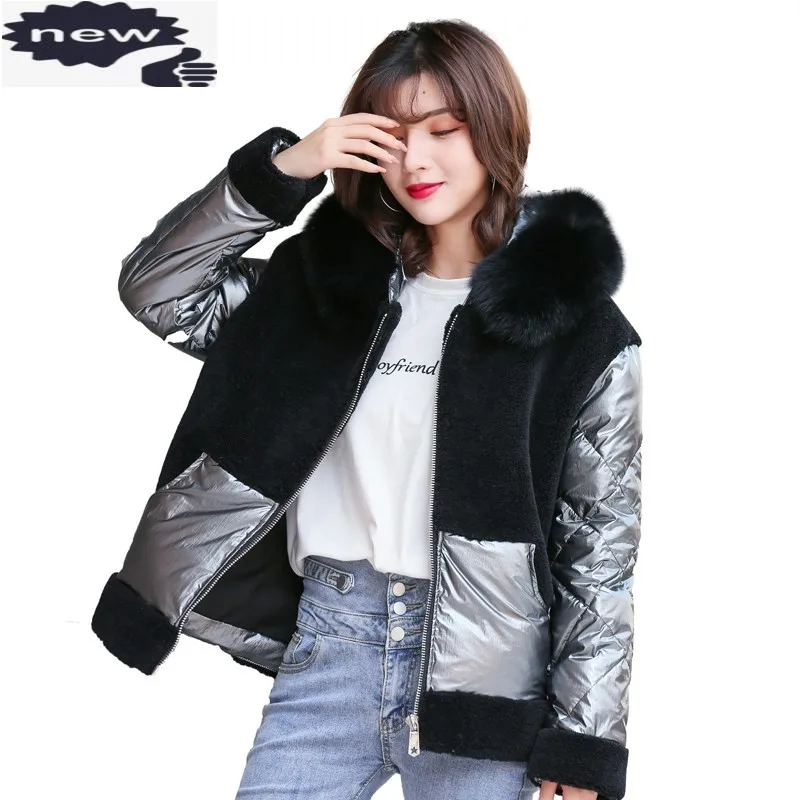 Wool Sheep Shearing Women Short Overcoats Long Sleeve Fox Fur Collar Patchwork Down Korean Winter Warm Female Hooded Coats
Wool Sheep Shearing Women Short Overcoats Long Sleeve Fox Fur Collar Patchwork Down Korean Winter Warm Female Hooded Coats