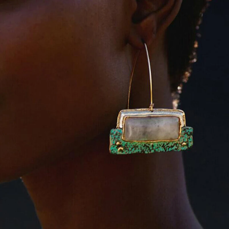 1 Pair / Set Women Eearring Retro Geometric Rectangular Stone Gem Gold Pendant Long Earrings Female Personality Accessories
1 Pair / Set Women Eearring Retro Geometric Rectangular Stone Gem Gold Pendant Long Earrings Female Personality Accessories