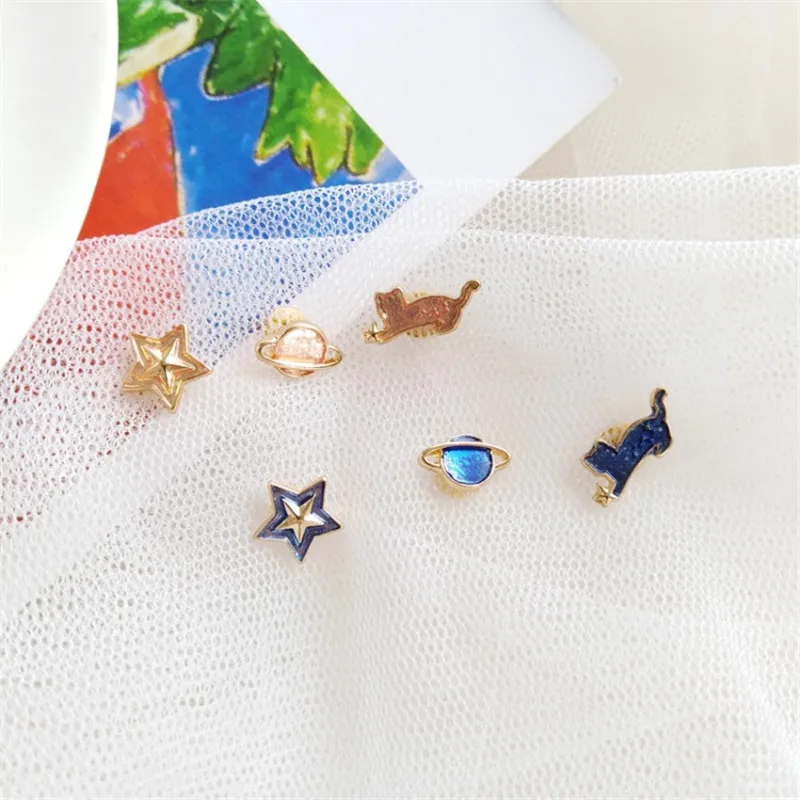 Fashion Cute Cat Planet Star Metal Earrings Ear Clip Korean Simple Temperament Earrings Female Trendy Jewelry Accessories Gift
Fashion Cute Cat Planet Star Metal Earrings Ear Clip Korean Simple Temperament Earrings Female Trendy Jewelry Accessories Gift