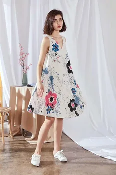 100%Cotton Dress 2020 Summer Women V-Neck Color Block Flower Print Pocket Patchwork Sleeveless A-Line White Yellow Dress Lolita
100%Cotton Dress 2020 Summer Women V-Neck Color Block Flower Print Pocket Patchwork Sleeveless A-Line White Yellow Dress Lolita