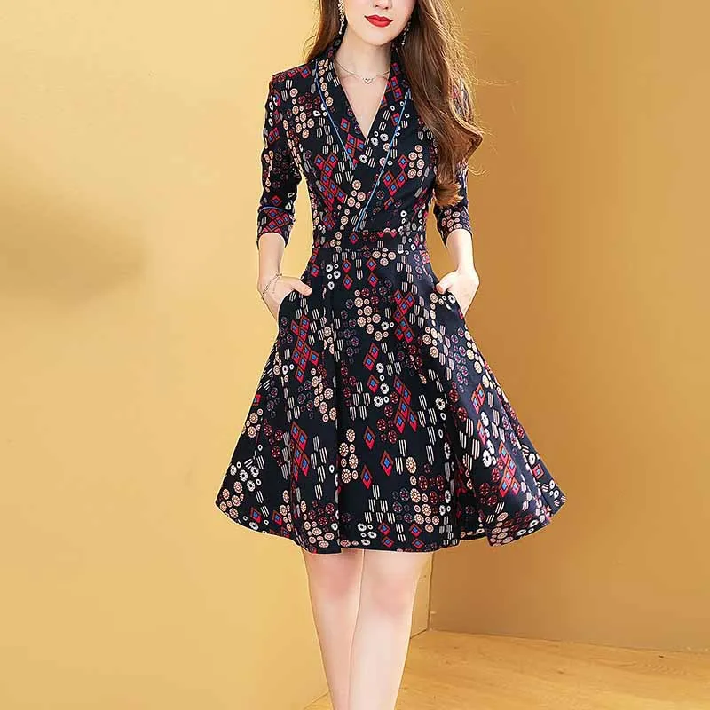 Ozhouzhan 2019 New Style Spring And Summer Chiffon V-neck Dress Women's Printed Commuting Ladies' A- line Skirt-
Ozhouzhan 2019 New Style Spring And Summer Chiffon V-neck Dress Women's Printed Commuting Ladies' A- line Skirt-