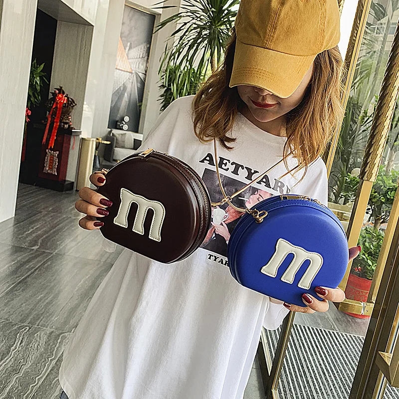 2019 New Style Stereo Hard Case Small round Bag M Lettered Wanpy Shoulder Women's Bag
2019 New Style Stereo Hard Case Small round Bag M Lettered Wanpy Shoulder Women's Bag