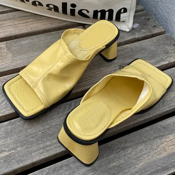 Summer 2020 Slip New On Square Peep Toe Slides Sandals Fashion Designer Block High Heels Outside Ladies Casual Slippers Sandals
Summer 2020 Slip New On Square Peep Toe Slides Sandals Fashion Designer Block High Heels Outside Ladies Casual Slippers Sandals