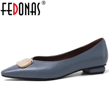 FEDONAS Women 2020 Round Toe Brand Design Genuine Leather Pumps Metal Decoration Thick Heels Spring Summer Platforms Shoes Woman
FEDONAS Women 2020 Round Toe Brand Design Genuine Leather Pumps Metal Decoration Thick Heels Spring Summer Platforms Shoes Woman