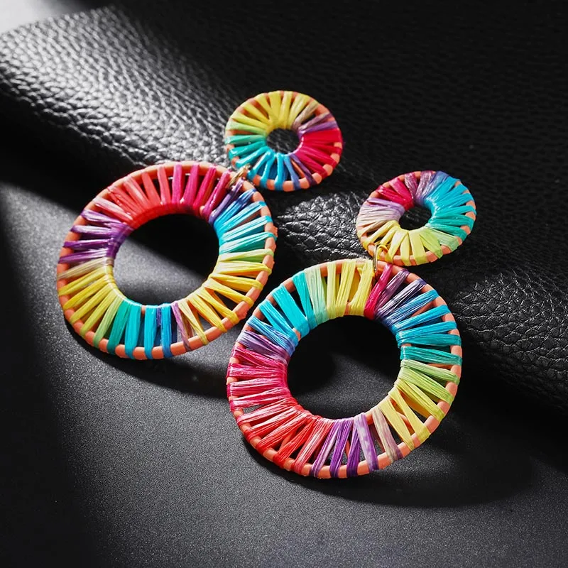 Bohemian Vintage Big Round Earings For Women 2019 Unique Statement Fashion Jewelry Colorful Acrylic Handmade Boho Earrings
Bohemian Vintage Big Round Earings For Women 2019 Unique Statement Fashion Jewelry Colorful Acrylic Handmade Boho Earrings