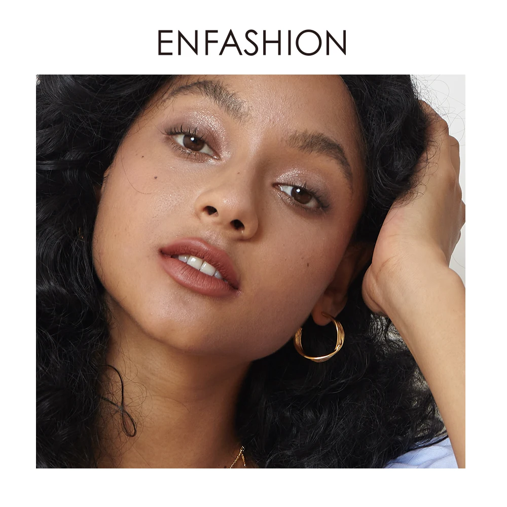 ENFASHION Punk Curved Streak Knot Hoop Earrings For Women Irregular Gold Color Hoops Earings Fashion Jewelry 2020 Kolczyki E1170
ENFASHION Punk Curved Streak Knot Hoop Earrings For Women Irregular Gold Color Hoops Earings Fashion Jewelry 2020 Kolczyki E1170