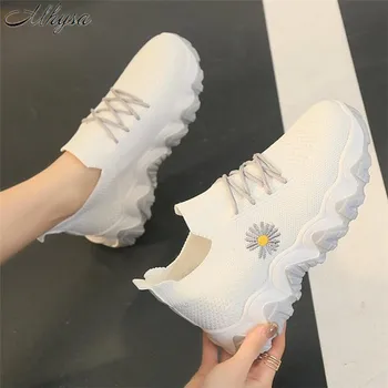 2020 Summer Women Platform Chunky Sneakers Women Casual Vulcanize Shoes Designer Female Fashion Small Daisies Sneakers Women
2020 Summer Women Platform Chunky Sneakers Women Casual Vulcanize Shoes Designer Female Fashion Small Daisies Sneakers Women