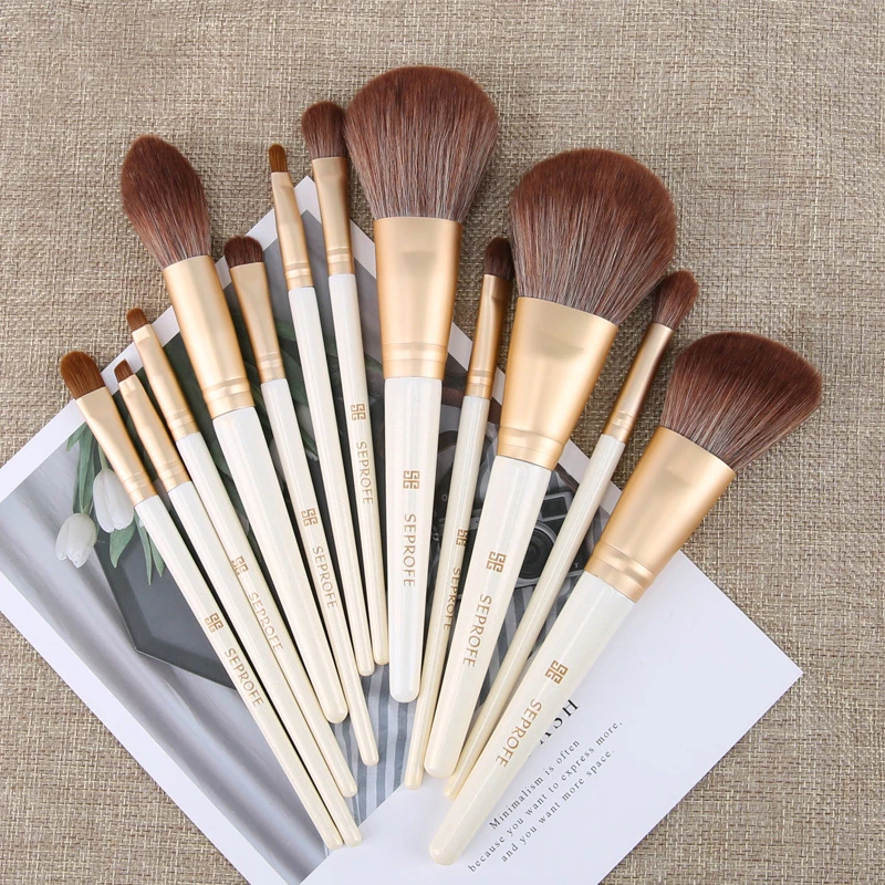 12 Pcs Makeup Brushes Set Beauty Tools Make Up Brush Sets Cosmetic Blush Foundation Eye Shadow Eyebrow Lip Powder Brush Etc.
12 Pcs Makeup Brushes Set Beauty Tools Make Up Brush Sets Cosmetic Blush Foundation Eye Shadow Eyebrow Lip Powder Brush Etc.