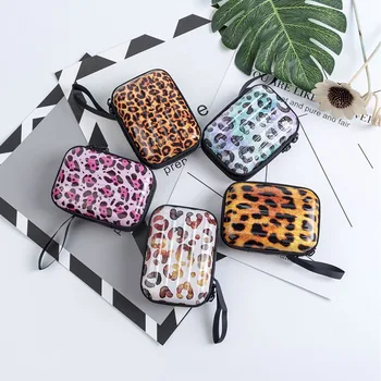 Small Mini Luggage Shaped Storage Bags Leopard Pattern Portable Storage Box for Coin Sundries Jewelry
Small Mini Luggage Shaped Storage Bags Leopard Pattern Portable Storage Box for Coin Sundries Jewelry